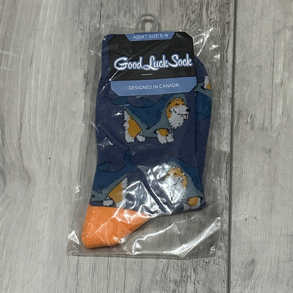Women's Blue Corgi Shark Pattern Socks with Orange Heel